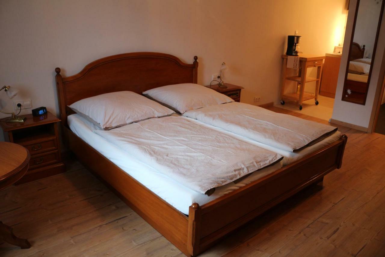 Pension Und Gaestehaus Paffrath Grossbrembach Buitenkant foto